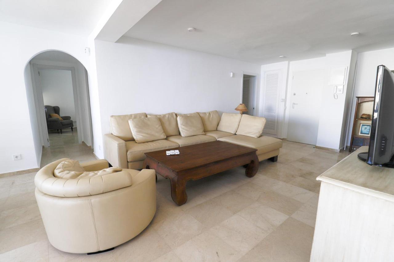 Marbella Centre Beachfront & Pool Buitenkant foto