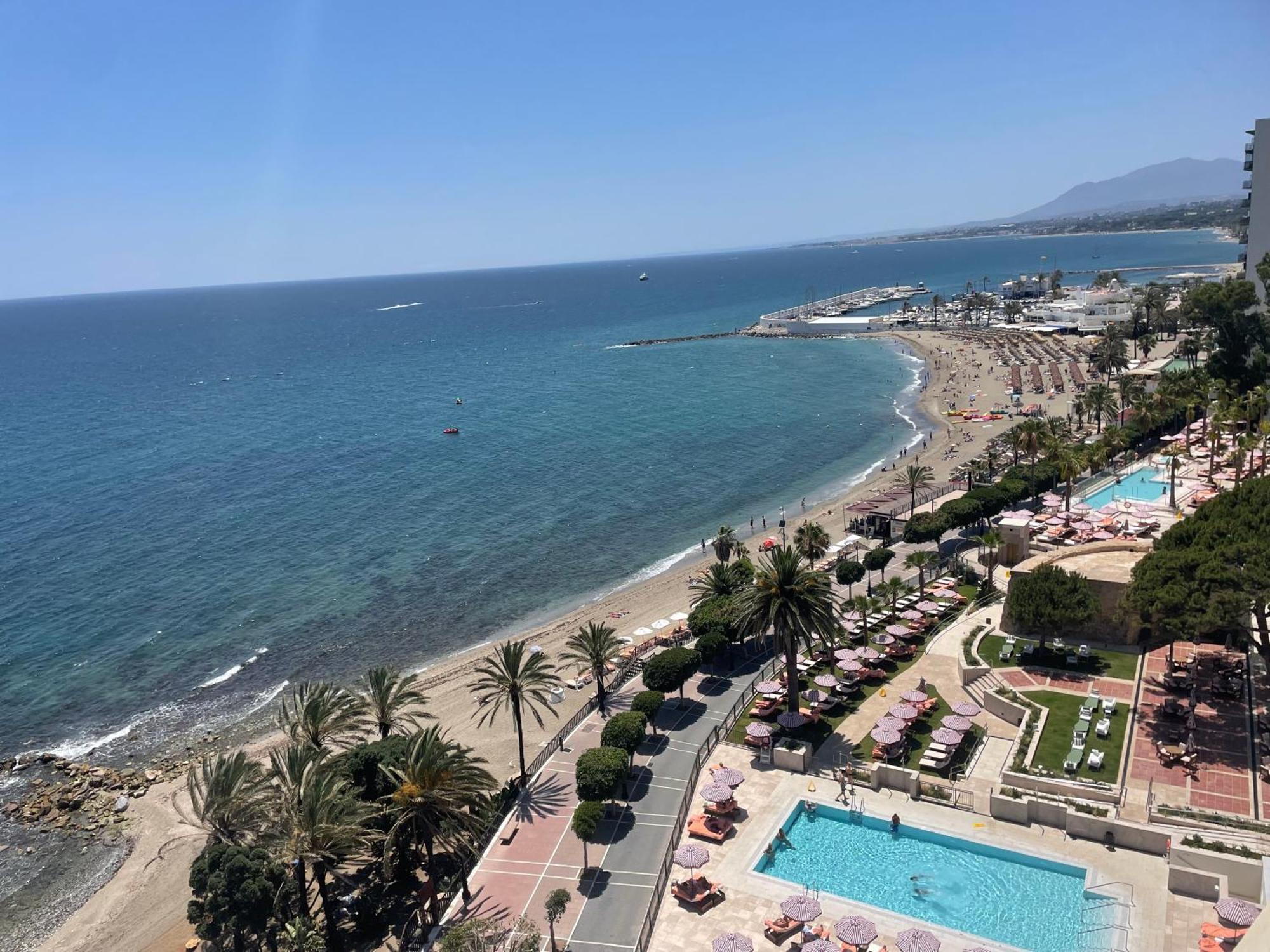 Marbella Centre Beachfront & Pool Buitenkant foto